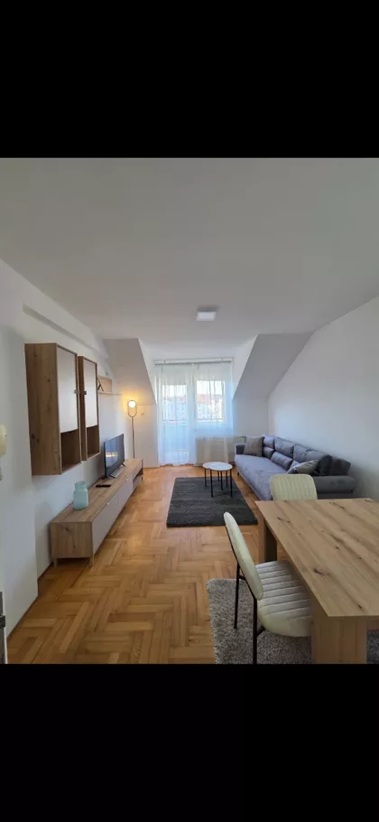 Janka Veselinovića 40 | 4zida.rs