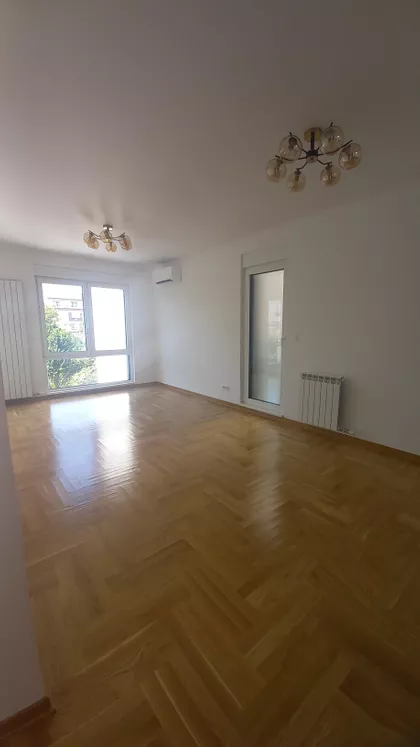 Hadži-Prodanova 9 | 4zida.rs