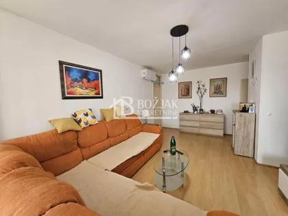 Bulevar Veljka Vlahovića | 4zida.rs