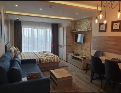 Sunčani Vrhovi | 4zida.rs