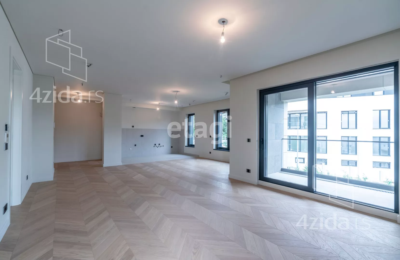 Četvorosoban stan | 4zida