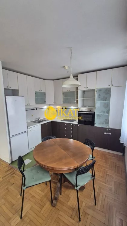 Vojvode Vlahovića | 4zida.rs