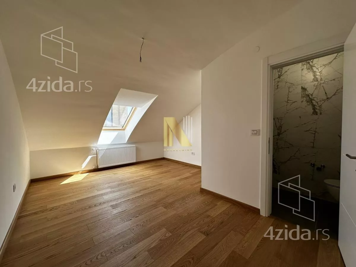 Petosoban stan | 4zida