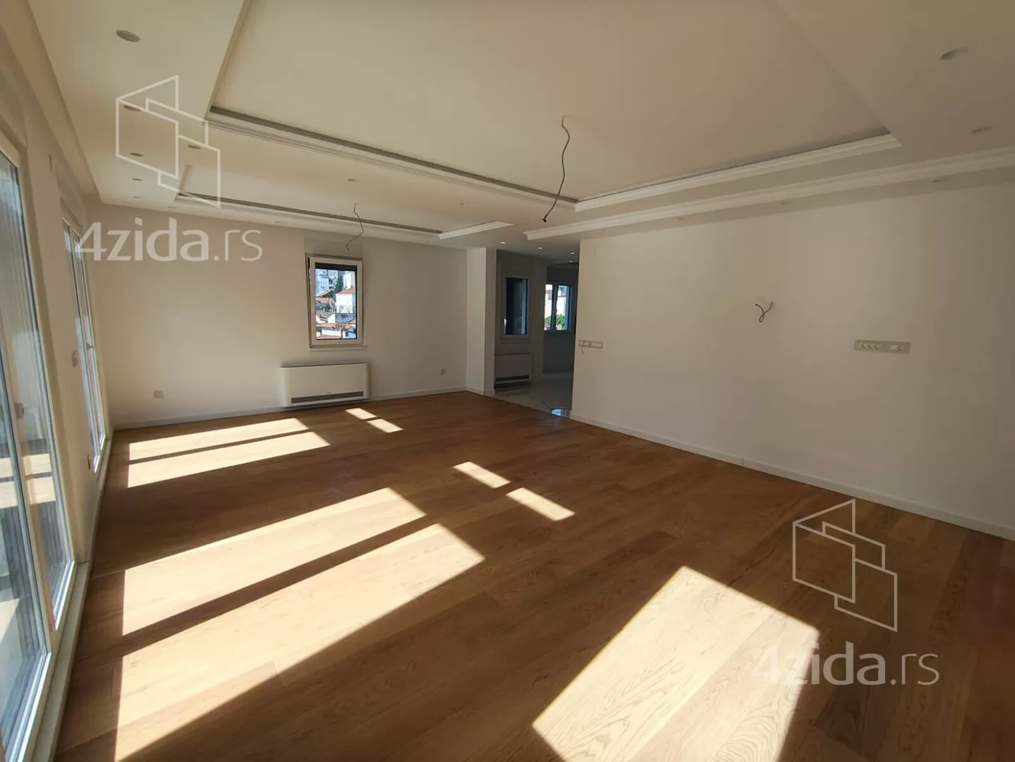 Petosoban stan | 4zida