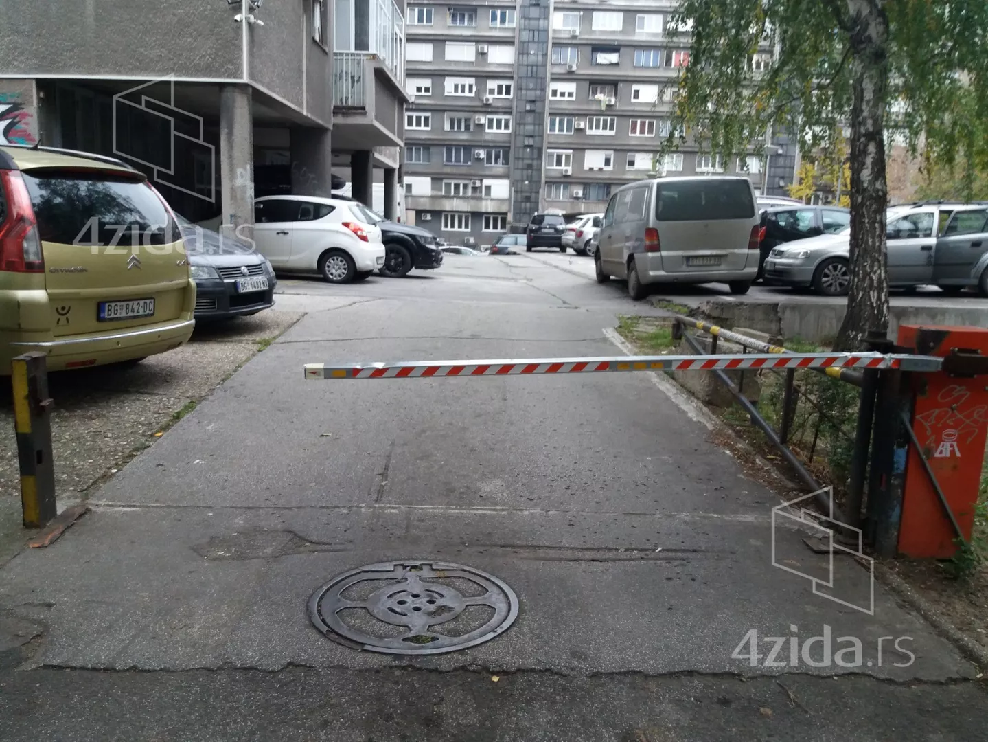 Garaža | 4zida