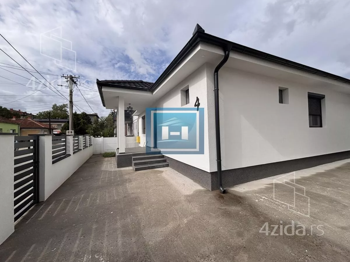Kuća | 4zida