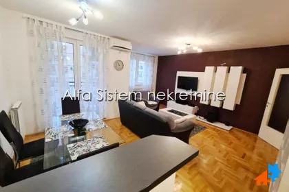 Stepa Stepanović | 4zida.rs