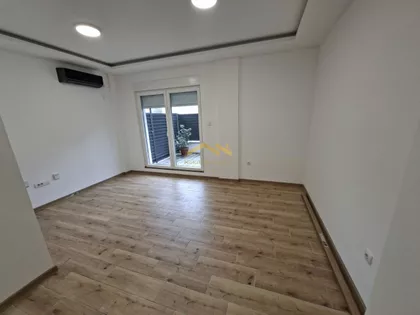 Bulevar Patrijarha Pavla (Somborski Bulevar) | 4zida.rs