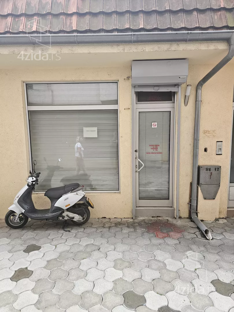 Lokal | 4zida
