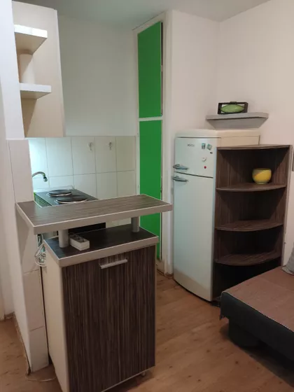 Studentska | 4zida.rs