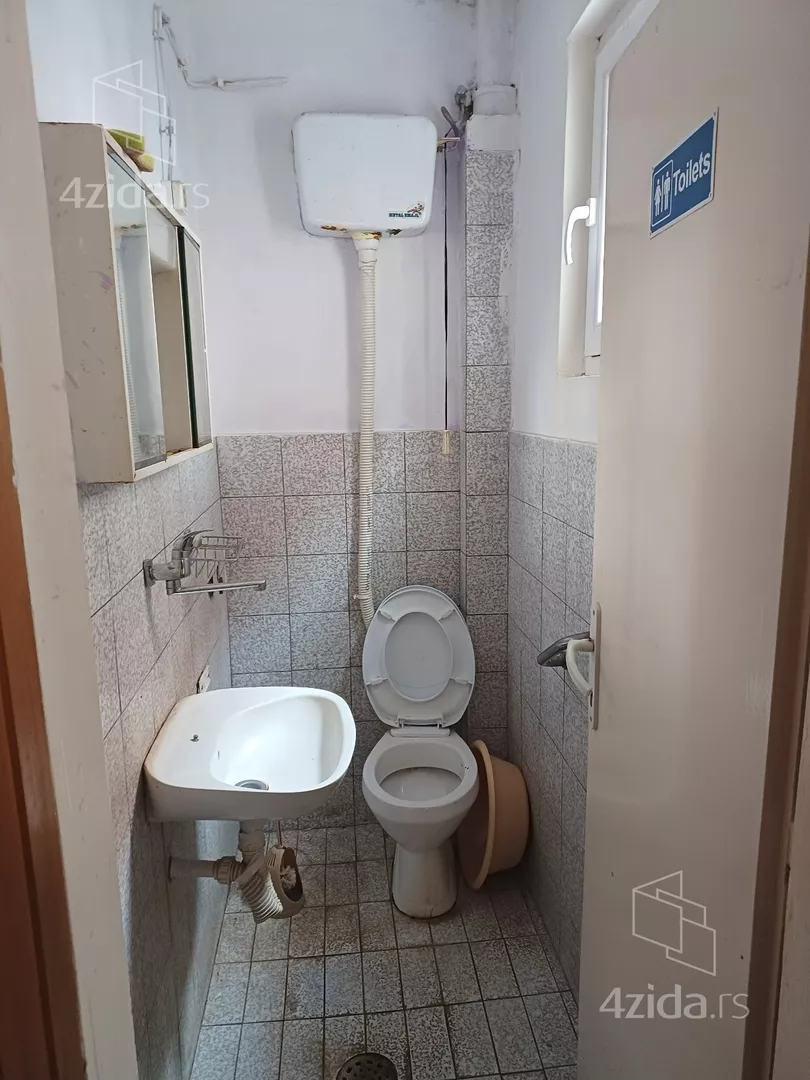 3-etažna kuća | 4zida