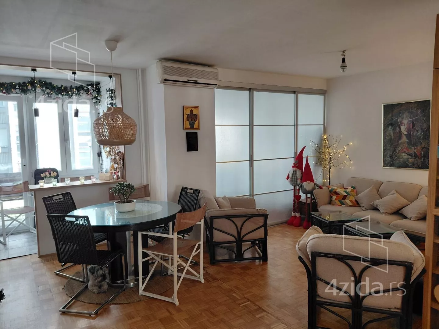 Troiposoban stan | 4zida