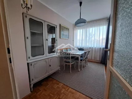 Ustanička | 4zida.rs