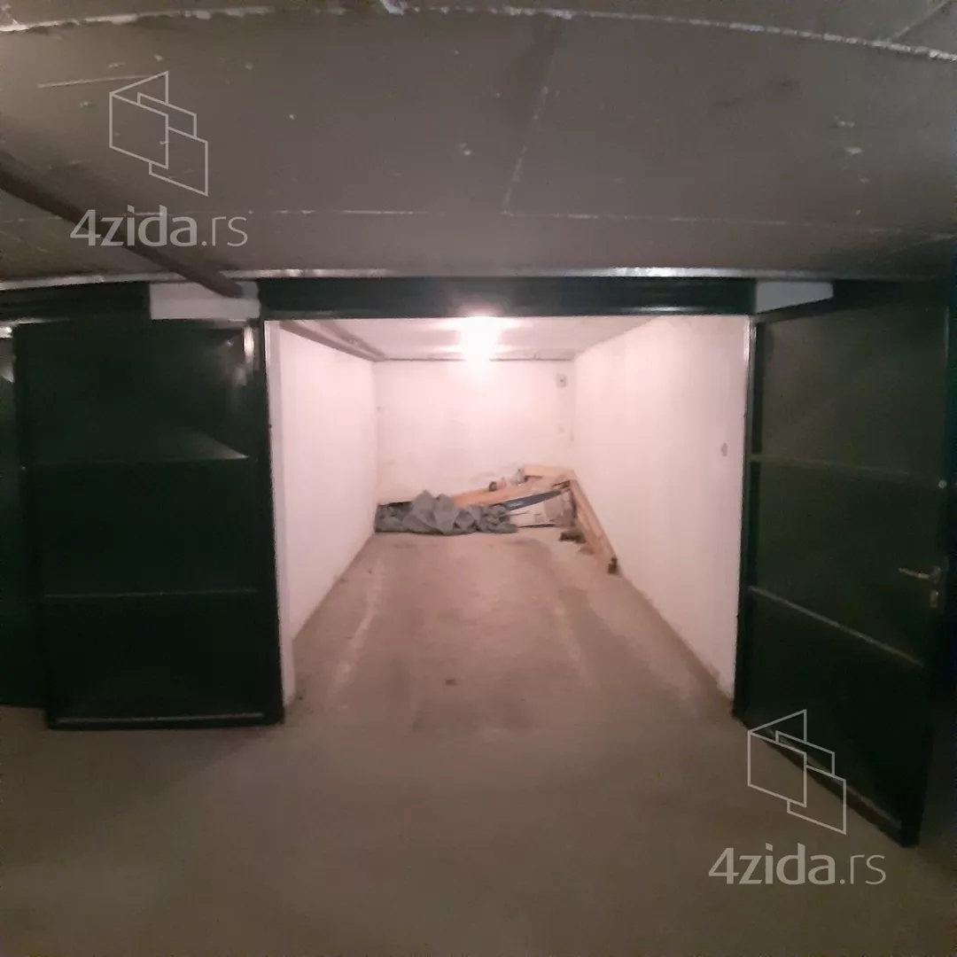 Garaža | 4zida