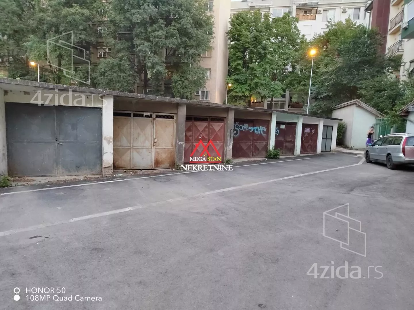 Garaža | 4zida