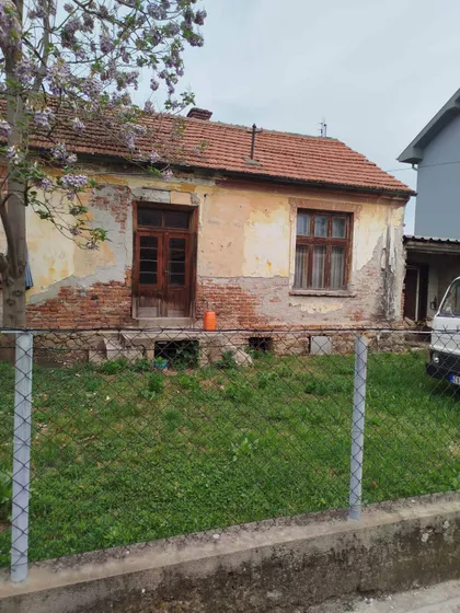 Šumadijska 100 | 4zida.rs
