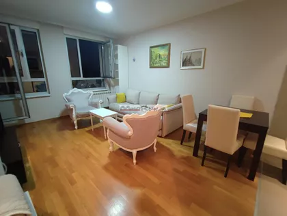 Denkova Bašta | 4zida.rs