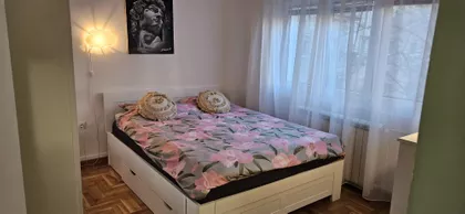 Klinički Centar | 4zida.rs