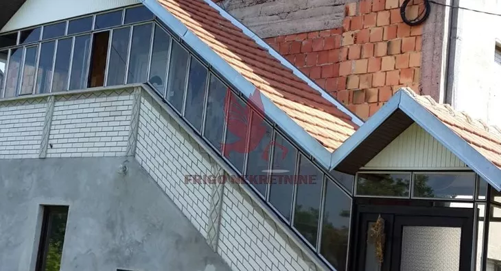 3-etažna kuća | 4zida