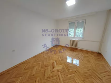 Satelitska Pijaca | 4zida.rs