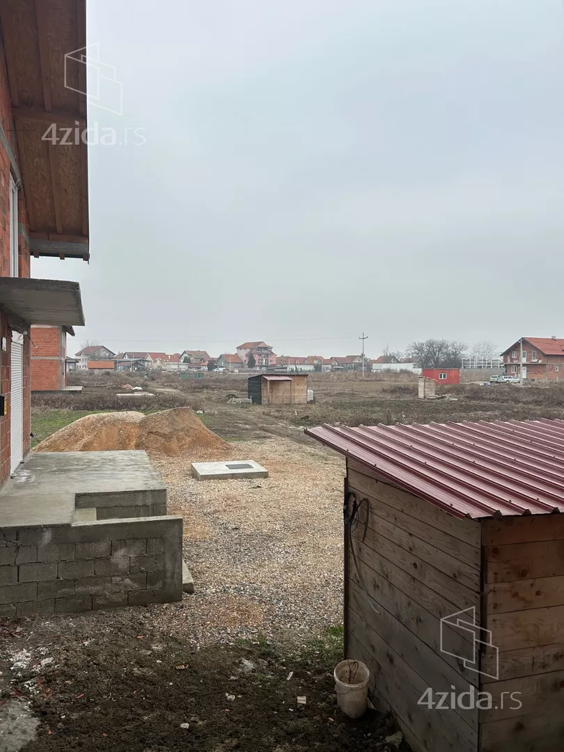 Građevinsko zemljište | 4zida
