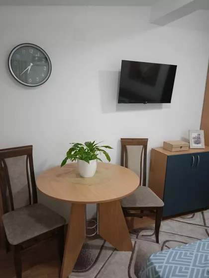 Univerzitetski Trg 1 | 4zida.rs