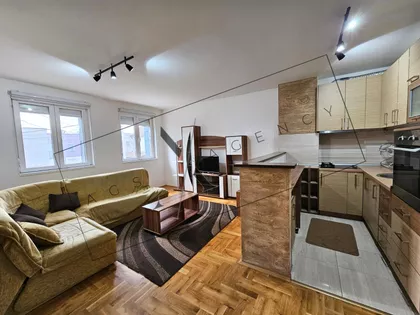 Gradske lokacije | 4zida.rs