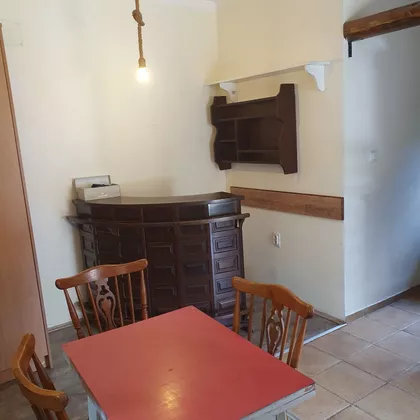Selimira Jeftića 21 | 4zida.rs