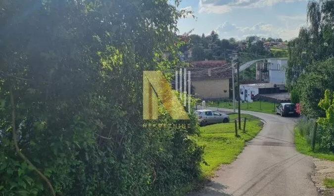 Plac | 4zida