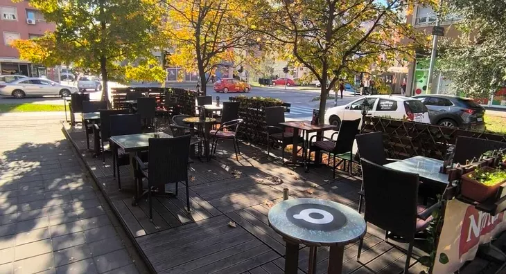 Ugostiteljski objekat | 4zida