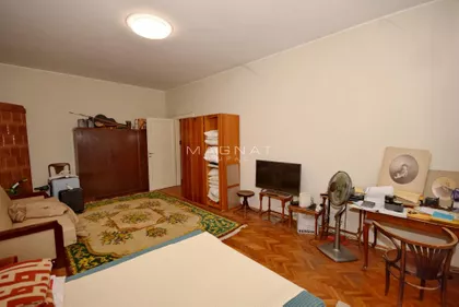 Karađorđev Trg | 4zida.rs