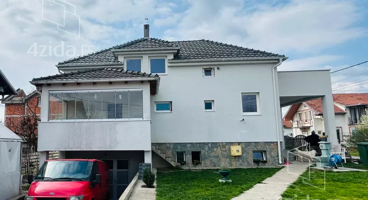 2-etažna kuća | 4zida