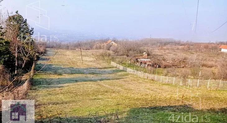 Plac | 4zida