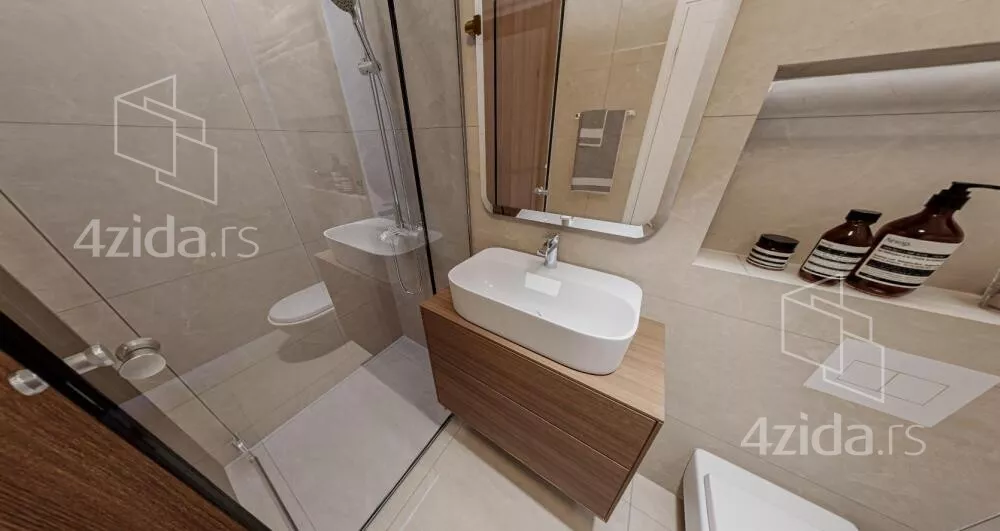 Troiposoban stan | 4zida