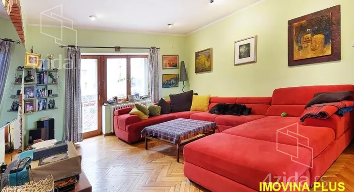 Šestosoban stan | 4zida