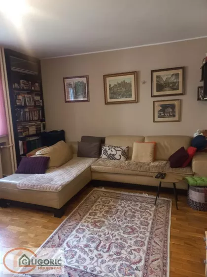 Poenkareova | 4zida.rs