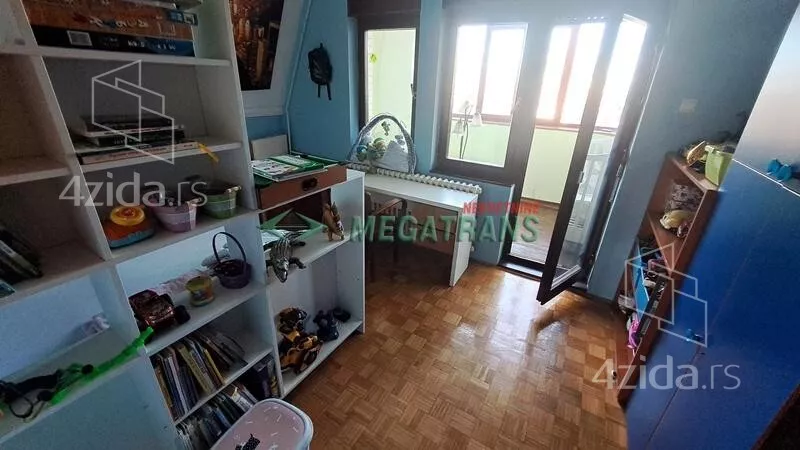 Dvoiposoban stan | 4zida