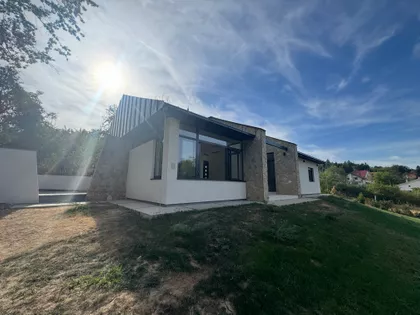 Vrčin | 4zida.rs