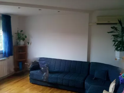 Aleja Maršala Tita 22 | 4zida.rs