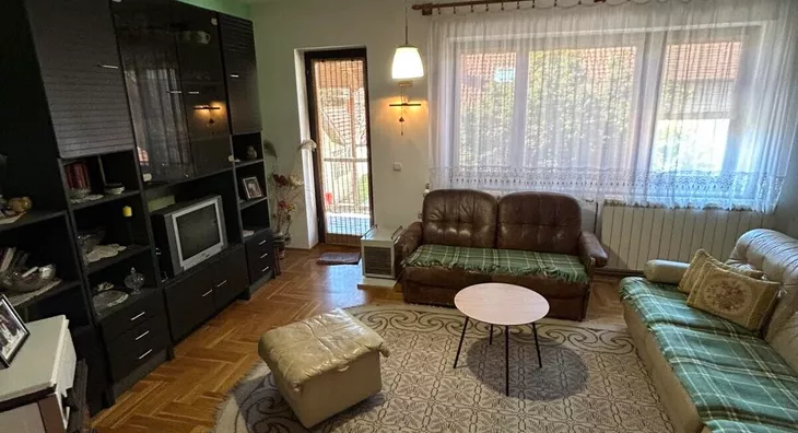 4-etažna kuća | 4zida