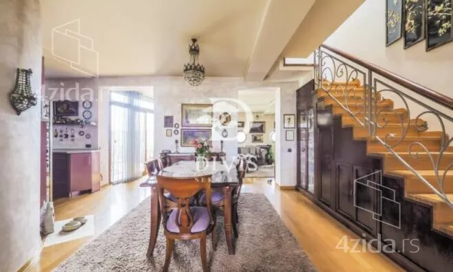 Petosoban stan | 4zida