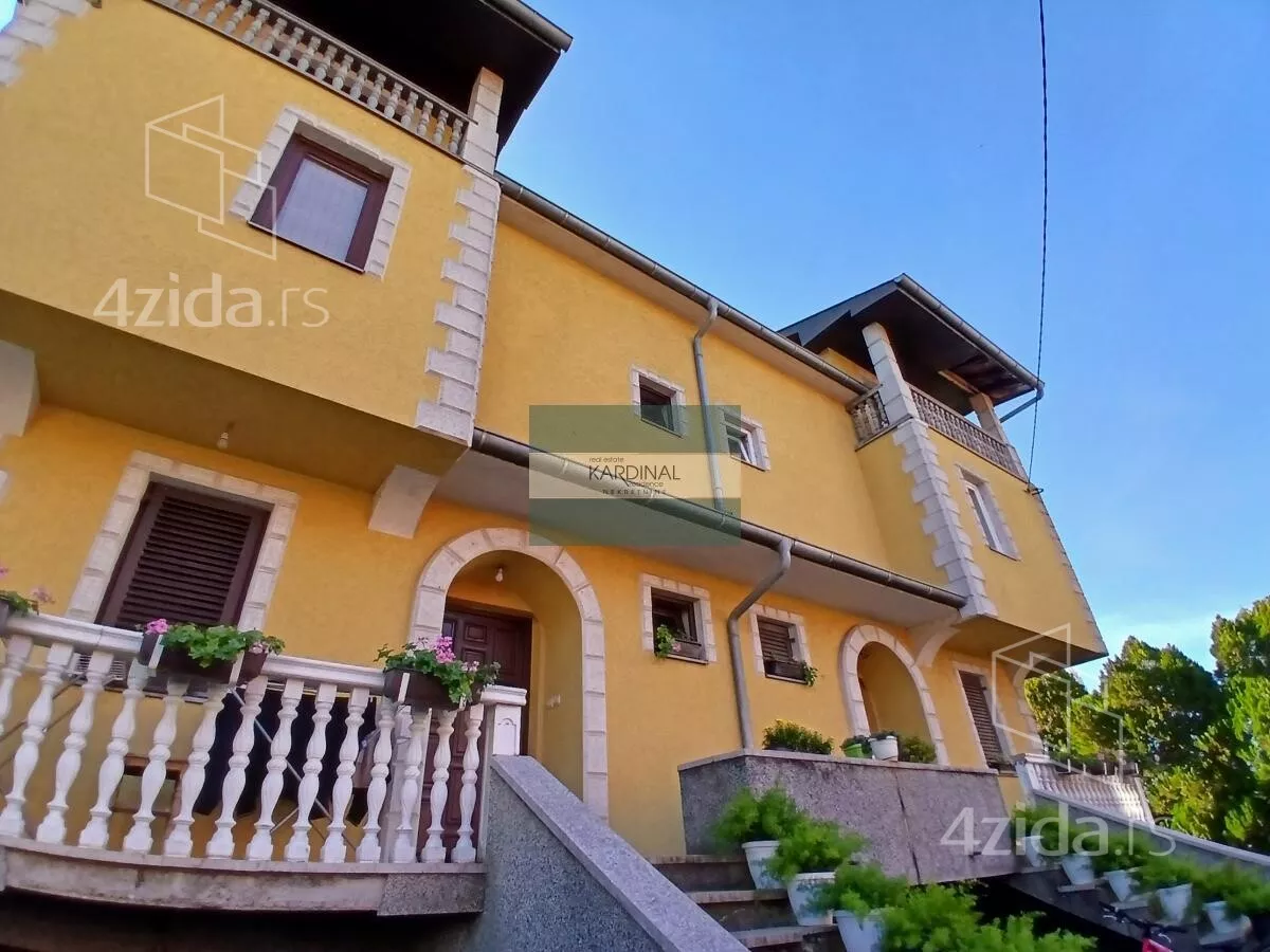 Kuća | 4zida