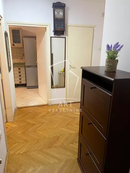 Sarajevska | 4zida.rs