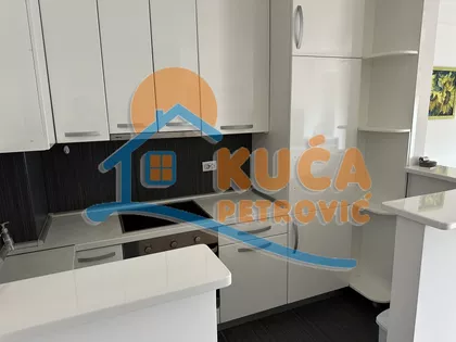 Prvomajska | 4zida.rs