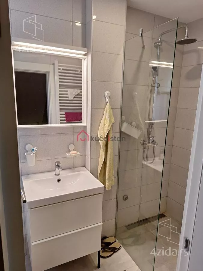 Osmosoban stan | 4zida