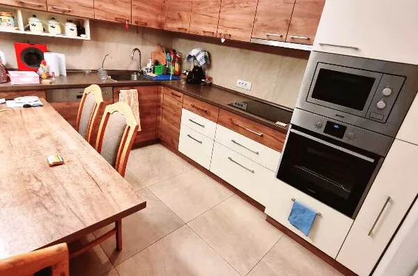 Petoiposoban stan | 4zida