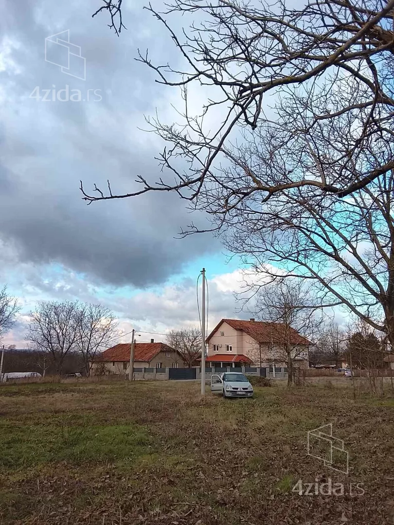 Građevinsko zemljište | 4zida