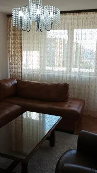 Dom Zdravlja | 4zida.rs