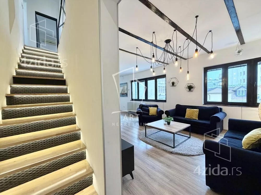 Petoiposoban stan | 4zida