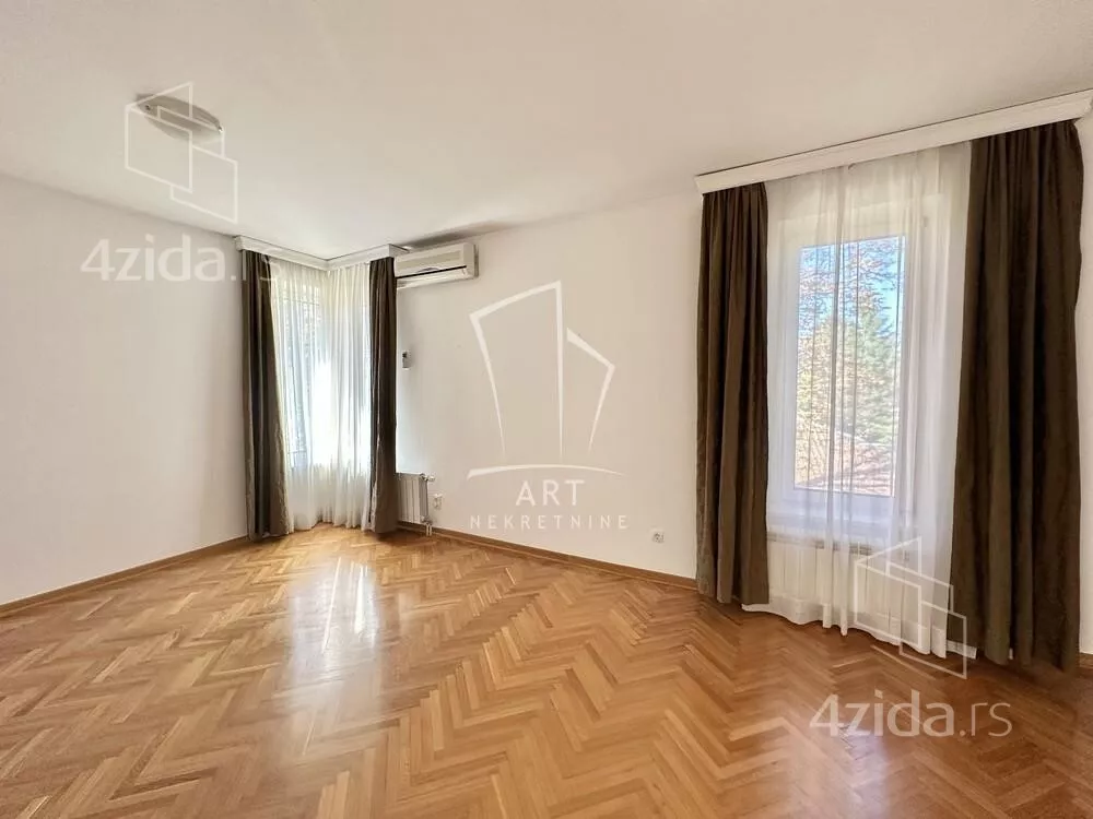 4-etažna kuća | 4zida